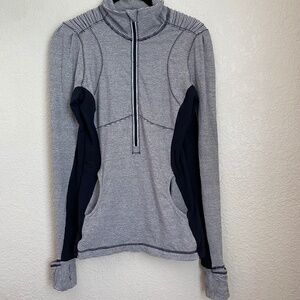 Lululemon Star Runner Pullover stripped turtle neck size 6 half zip